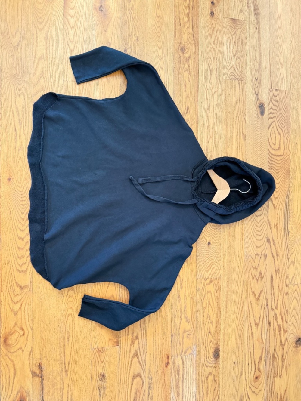 Frank and Eileen Relaxed Kane Capelet Hoodie in Black (Size XS) - Picture 8 of 11